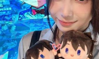 打开17c网站，黑料来了！我也是个无辜的吃瓜群众～