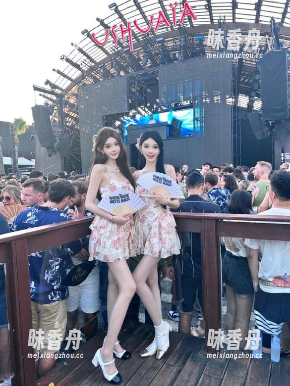 17chigua 在“17chigua”发布的贴吧里,我的手指争先恐后地滚动,难以自拔!