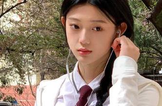 吃瓜不止于嘴，下载17吃瓜网，GET你的心灵探索之旅！