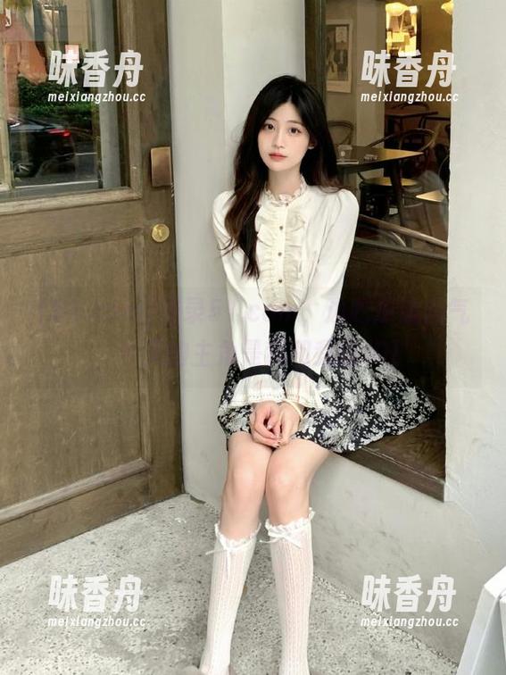51.com 登录51.com,边吃瓜边帅气,今天的主角是我和我的ID!