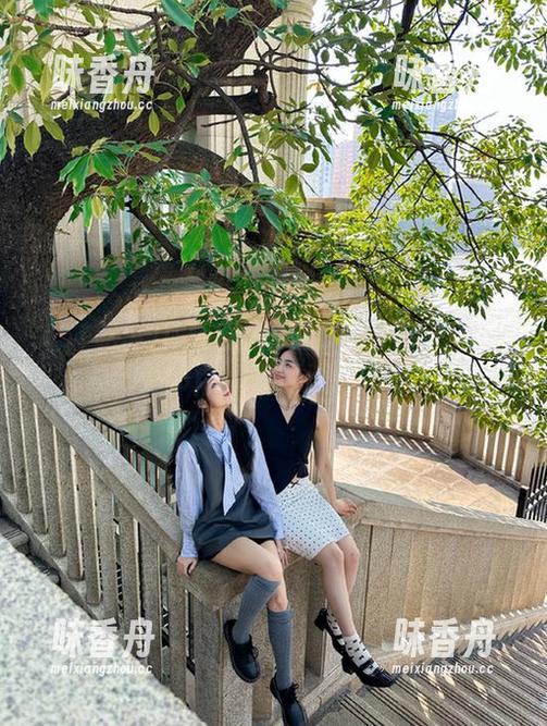 51吃瓜 你还在等什么?赶紧打开51吃瓜app,刷网址刷不停!