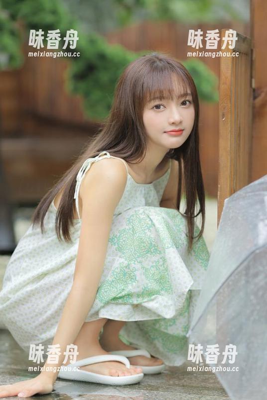 51吃瓜 想知道今日都有哪些瓜?来51吃瓜苹果版,一探究竟!