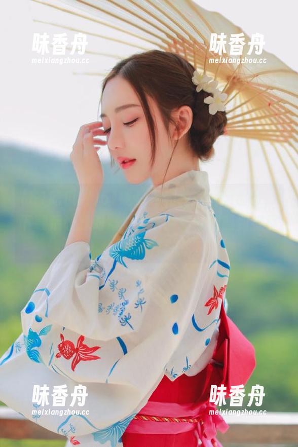 51吃瓜网 51吃瓜网和我之间的链条,下载后让我对整个娱乐圈的瓜都感到捉摸不透!