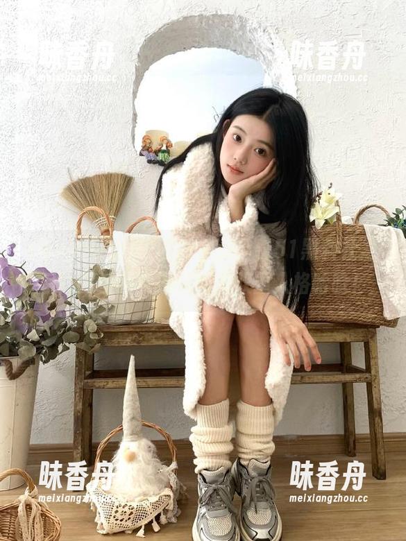 校园反差萌，看51黑料社之后，我瞬间觉得我也有双重人格哈哈！