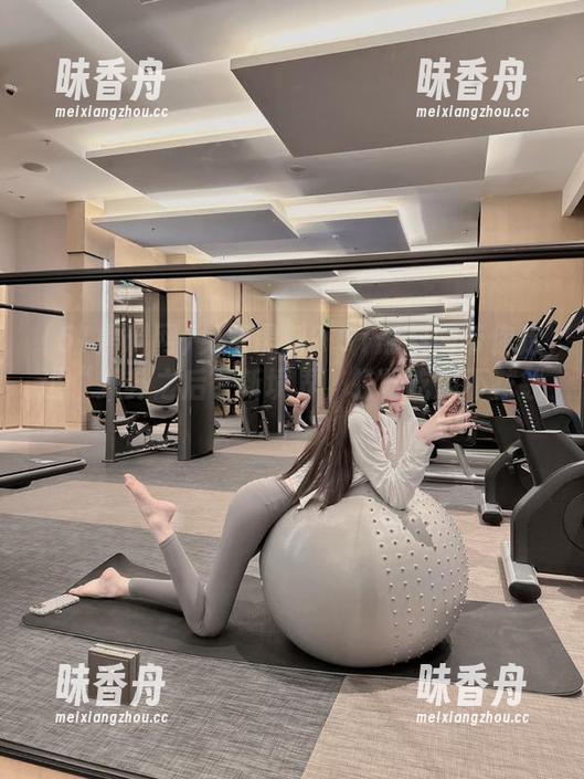 免费黑料？51黑料网带你走进“八卦之后”新境界，轻松吃瓜不花钱！