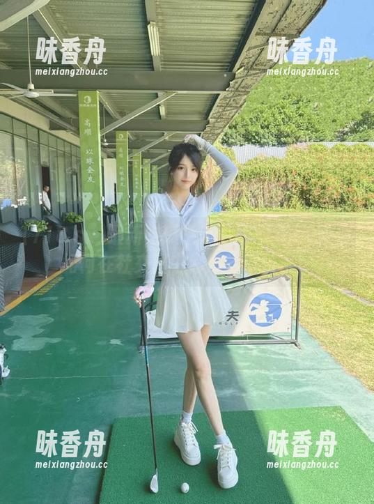 718.sx 最新吃瓜指南:用718.sx教你如何在社交圈中修炼吃瓜技术!