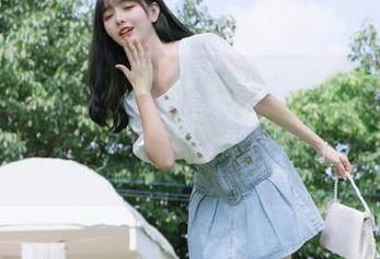 “91吃瓜在线”：准备好食用新鲜八卦，一拉“传送门”即刻配对瓜友！