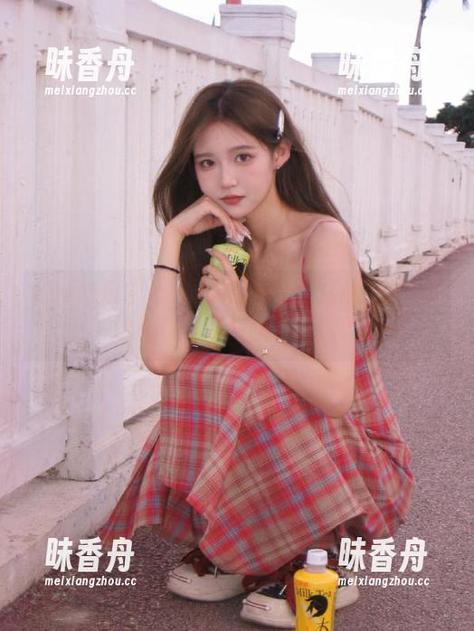 最新瓜内幕：91吃瓜中心，让你快乐到连饭都忘了吃！