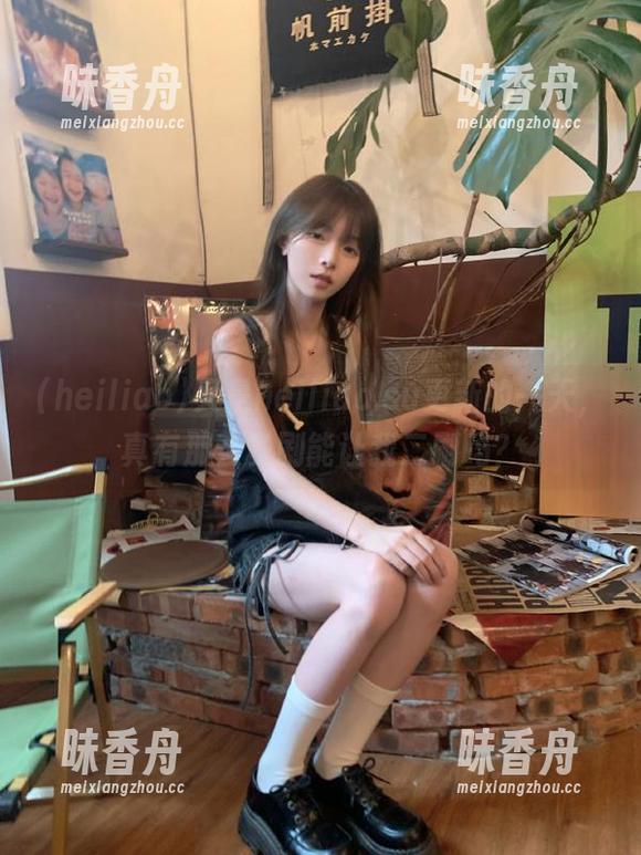 又是heiliao.su更新的一天，真有那么多剧能让我二刷吗？