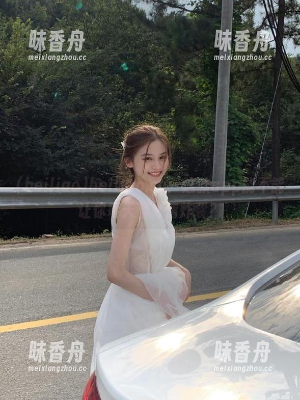 heiliao.su：这款app能不能让你每天都心情炸裂？