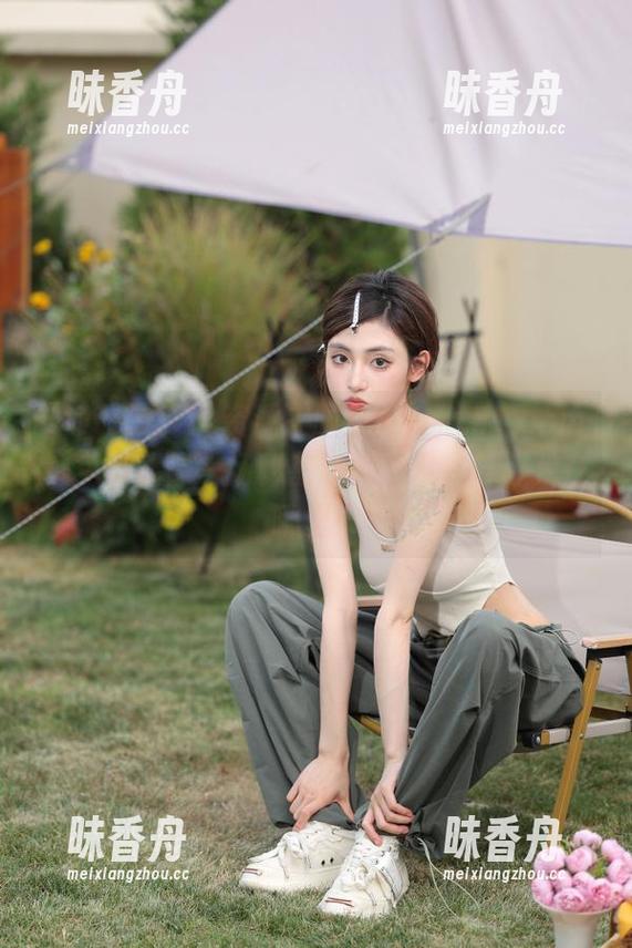 资源来啦！www.51.com，免费就像一场秘密派对，没人告诉我在哪里！
