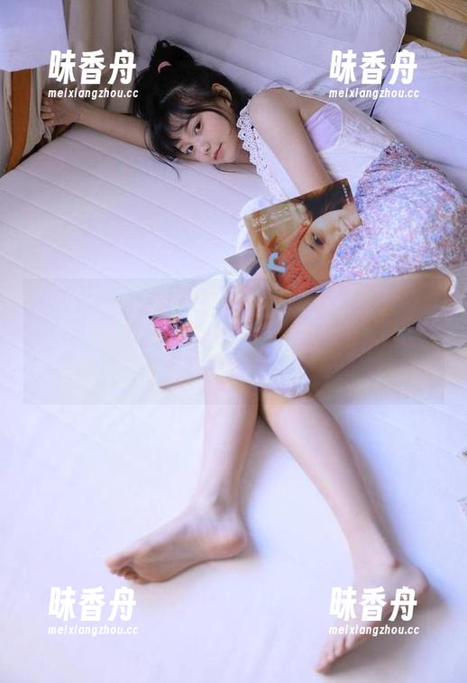 www.黑料 我登录了www.黑料,只想悄悄跟大家分享我这个“吃瓜”的微妙心情