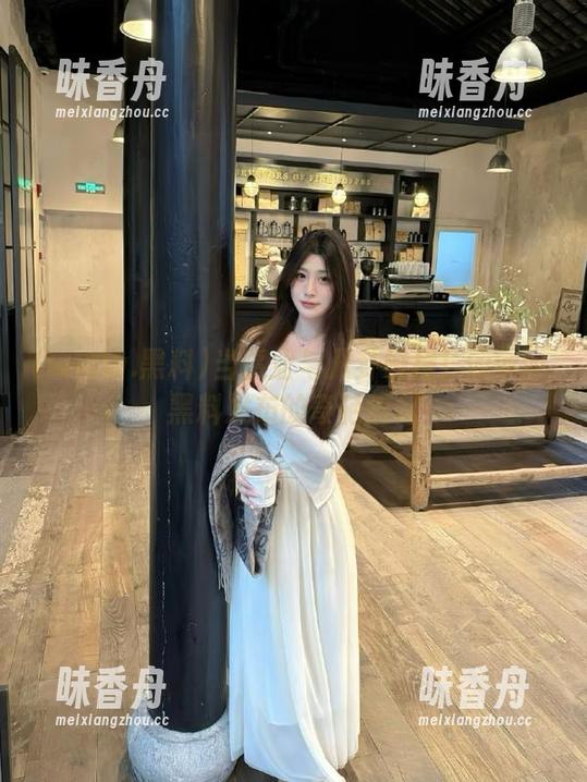 www.黑料 当事业与八卦碰撞!www.黑料发布的奇葩瞬间