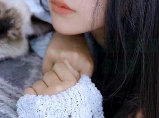 竟然还有五一发布在线吃瓜的限时特供，着迷了，你们呢？