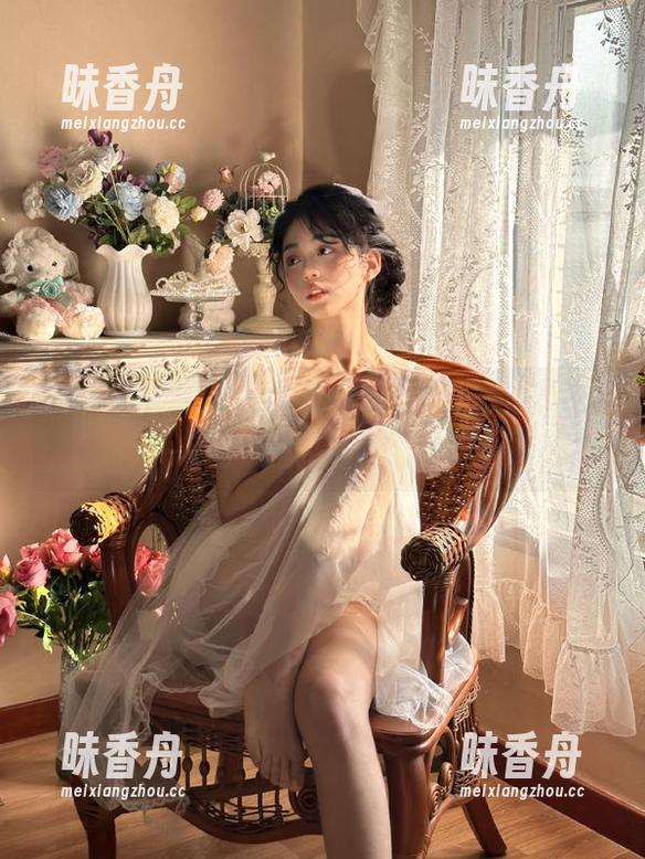 五一吃瓜 苹果版五一吃瓜:黑料翻炮,一不小心就踩到雷区了!