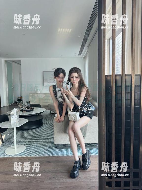 今日吃瓜 今日吃瓜:永不迷路,跟随我的脚步吃个不停,最新热门大瓜全在这!