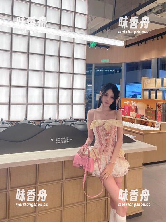 吃瓜网最新版官网首页疯狂整活，免费瓜你能吃到多少？