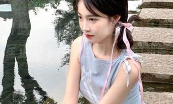 我爱91吃瓜网苹果版，果然是小匡正是个魔幻世界，看的我眼花缭乱！