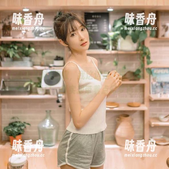 扒哥黑料 抱歉,我这边是“扒哥黑料社”传送门,真实却带着点幻梦色彩!