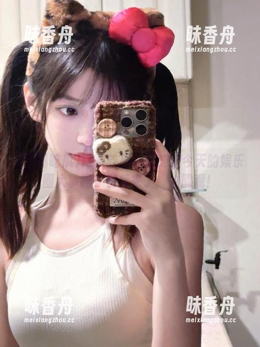网曝吃瓜 网曝吃瓜:想知道今天的娱乐圈大事吗?链接来了,快围观!