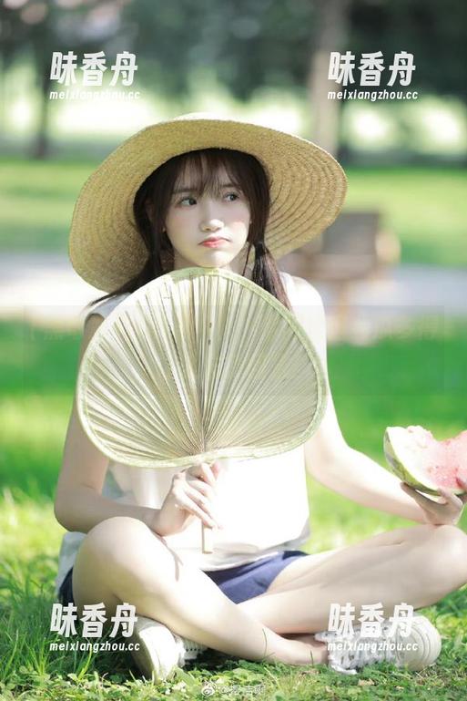 黑哥冲料 黑哥冲料,你网址里的瓜多得让人忘了回家!