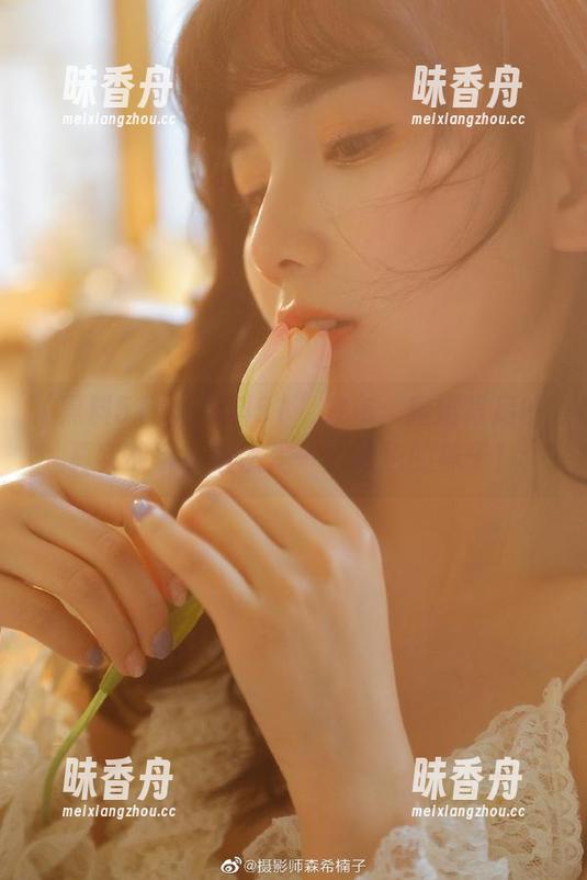 黑料51 “黑料51”发布:离婚背后的真实故事,居然是一只掉色的袜子!