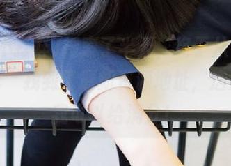 搜索了半天，终于从“黑料不打烊”找到了最新资源地址，这波惊喜我可以给满分！