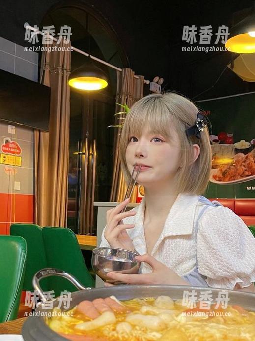 黑料不打烊 从“入口”到内幕,这网红在黑料不打烊tttzzz的曝光中彻底崩塌!