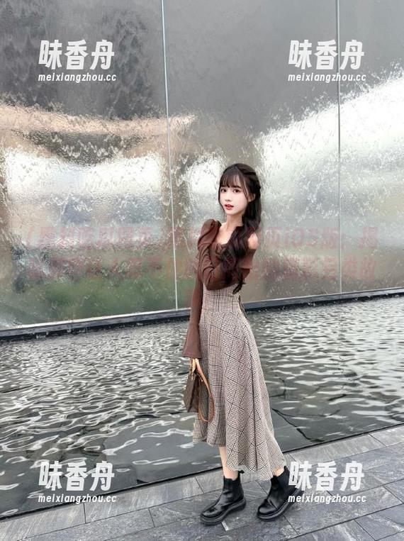 黑料吃瓜网页 黑料吃瓜网页iOS版:揭秘那些让人忍不住脱口而出的精彩另类故事!