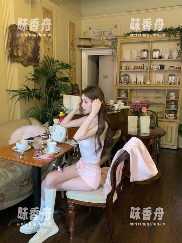黑料社 别藏着掖着了,黑料社官网给你免费曝光!