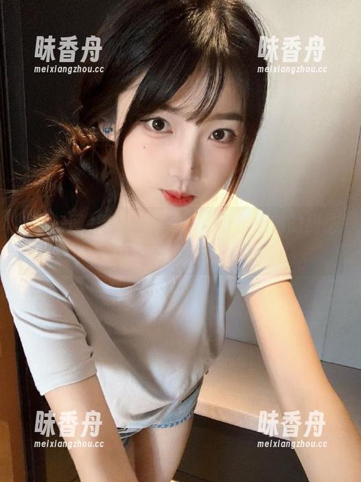 黑料网 黑料网在线,点开链接前的纠结时光!
